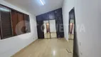 Foto 8 de Casa com 3 Quartos para alugar, 250m² em Centro, Uberlândia