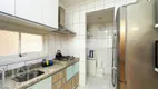 Foto 7 de Apartamento com 3 Quartos à venda, 77m² em Jardim Botânico, Porto Alegre