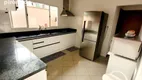 Foto 3 de Casa com 4 Quartos à venda, 215m² em Residencial União, São José dos Campos