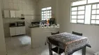 Foto 2 de Casa com 3 Quartos à venda, 170m² em Tubalina, Uberlândia