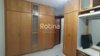 Foto 15 de Apartamento com 3 Quartos à venda, 106m² em Santa Mônica, Uberlândia