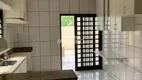 Foto 26 de Casa com 4 Quartos para alugar, 200m² em Cidade Jardim, Uberlândia