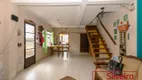 Foto 2 de Casa com 4 Quartos à venda, 181m² em Rio Branco, Porto Alegre