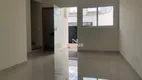 Foto 2 de Sobrado com 2 Quartos à venda, 115m² em Vida Nova, Uberlândia