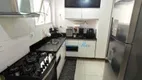 Foto 21 de Apartamento com 2 Quartos à venda, 90m² em Praia das Pitangueiras, Guarujá