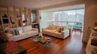 Foto 3 de Apartamento com 2 Quartos à venda, 142m² em Moema, São Paulo