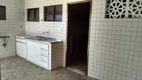 Foto 9 de Casa com 3 Quartos para alugar, 153m² em Candelária, Natal