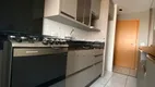 Foto 6 de Apartamento com 3 Quartos à venda, 69m² em Vitoria, Londrina