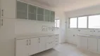 Foto 8 de Apartamento com 3 Quartos para alugar, 130m² em Cerqueira César, São Paulo