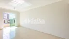 Foto 4 de Apartamento com 3 Quartos à venda, 88m² em Santa Mônica, Uberlândia