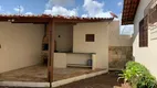 Foto 7 de Casa com 4 Quartos à venda, 240m² em Candelária, Natal