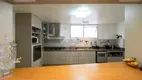 Foto 10 de Apartamento com 4 Quartos à venda, 180m² em Higienópolis, São Paulo