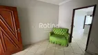 Foto 2 de Casa com 3 Quartos à venda, 150m² em Martins, Uberlândia