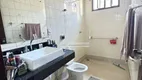 Foto 9 de Casa de Condomínio com 4 Quartos à venda, 300m² em Candelária, Natal