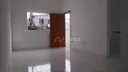 Foto 2 de Casa com 2 Quartos à venda, 68m² em Residencial Estoril, Taubaté