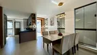 Foto 13 de Casa com 3 Quartos à venda, 210m² em Morada de Laranjeiras, Serra