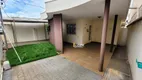 Foto 2 de Casa com 2 Quartos à venda, 160m² em Lidice, Uberlândia