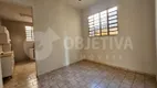 Foto 14 de Casa com 3 Quartos para alugar, 103m² em Fundinho, Uberlândia