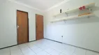 Foto 24 de Imóvel Comercial com 5 Quartos para alugar, 350m² em Lago Jacarey, Fortaleza