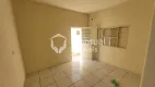 Foto 4 de Casa com 2 Quartos para alugar, 70m² em Brasil, Uberlândia