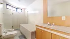 Foto 25 de Apartamento com 4 Quartos para venda ou aluguel, 220m² em Moema, São Paulo