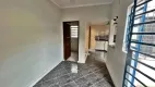 Foto 2 de Casa com 3 Quartos à venda, 120m² em Passo da Areia, Porto Alegre