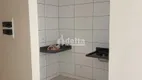 Foto 6 de Apartamento com 2 Quartos à venda, 51m² em Chácaras Tubalina E Quartel, Uberlândia