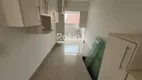 Foto 4 de Apartamento com 3 Quartos para alugar, 70m² em Nossa Senhora Aparecida, Uberlândia