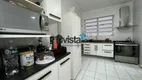 Foto 16 de Casa com 3 Quartos à venda, 124m² em Marapé, Santos