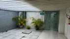 Foto 16 de com 5 Quartos para alugar, 250m² em Graças, Recife