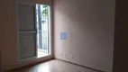 Foto 2 de Casa com 4 Quartos à venda, 220m² em Moema, São Paulo