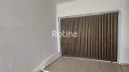 Foto 3 de Casa com 3 Quartos para alugar, 100m² em Brasil, Uberlândia