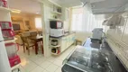 Foto 16 de Apartamento com 2 Quartos à venda, 80m² em Pitangueiras, Guarujá
