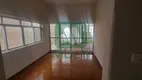 Foto 3 de Casa com 3 Quartos para alugar, 250m² em Fundinho, Uberlândia