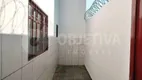 Foto 14 de Casa com 3 Quartos para alugar, 142m² em Santa Mônica, Uberlândia