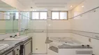 Foto 51 de Apartamento com 3 Quartos à venda, 260m² em Água Verde, Curitiba
