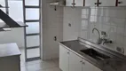 Foto 8 de Apartamento com 3 Quartos para alugar, 128m² em Jardins, São Paulo