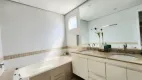 Foto 13 de Apartamento com 3 Quartos para alugar, 201m² em Itaim Bibi, São Paulo