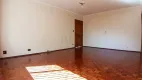 Foto 3 de Casa com 4 Quartos para alugar, 120m² em Jardim dos Estados, Poços de Caldas