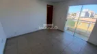 Foto 9 de Cobertura com 3 Quartos para alugar, 174m² em Santa Mônica, Uberlândia