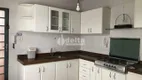 Foto 17 de Casa com 4 Quartos para alugar, 280m² em Lidice, Uberlândia