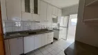 Foto 3 de Apartamento com 3 Quartos para alugar, 96m² em Jardim Higienopolis, Londrina