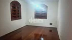 Foto 9 de Casa com 3 Quartos para alugar, 286m² em Brasil, Uberlândia