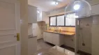 Foto 22 de Apartamento com 3 Quartos para alugar, 210m² em Higienópolis, São Paulo