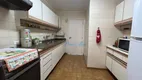 Foto 28 de Apartamento com 3 Quartos à venda, 140m² em Praia das Pitangueiras, Guarujá