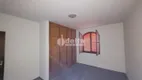 Foto 10 de Casa com 4 Quartos para alugar, 234m² em Centro, Uberlândia