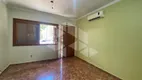 Foto 4 de Casa de Condomínio com 3 Quartos para alugar, 242m² em Guarujá, Porto Alegre