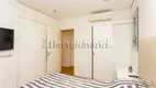 Foto 11 de Apartamento com 4 Quartos à venda, 240m² em Higienópolis, São Paulo