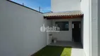 Foto 16 de Casa com 3 Quartos à venda, 110m² em Jardim Holanda, Uberlândia