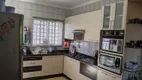 Foto 4 de Sobrado com 5 Quartos à venda, 223m² em Residencial Abussafe, Londrina